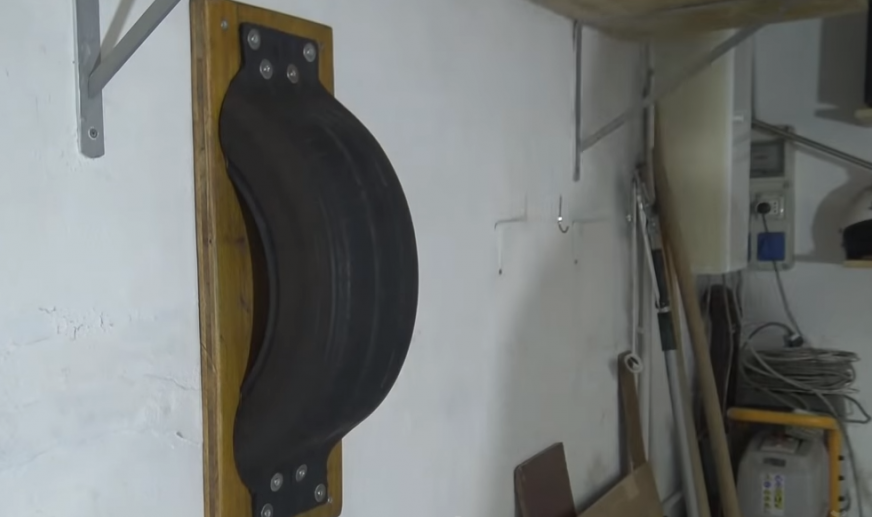 bp2 - Настенная "боксерская груша" из автомобильной покрышки